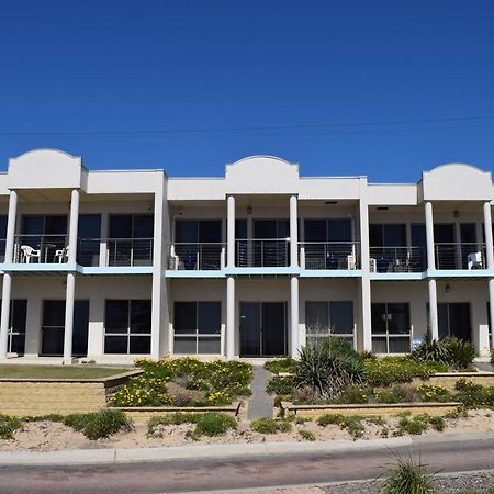 Christies Seahorse Holiday Townhouses Port Noarlunga Bagian luar foto