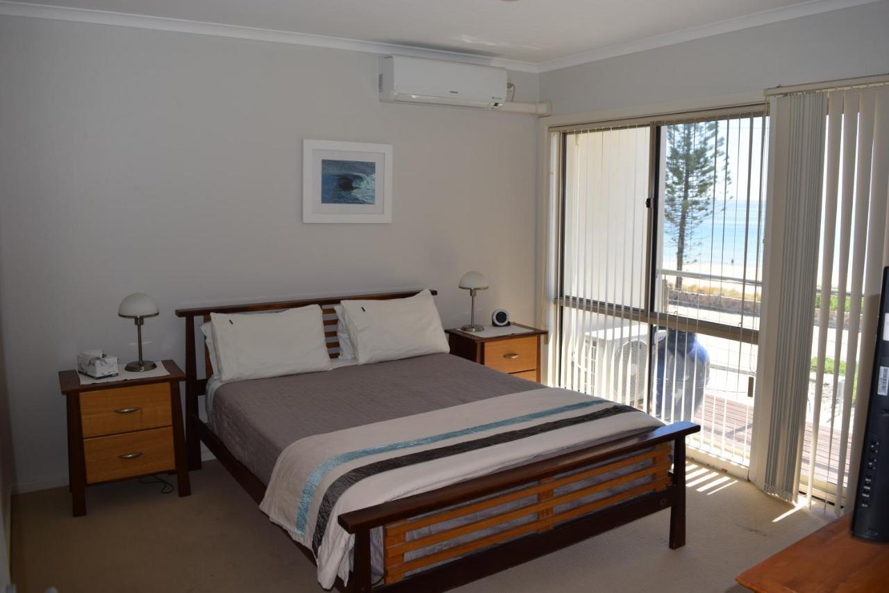 Christies Seahorse Holiday Townhouses Port Noarlunga Bagian luar foto