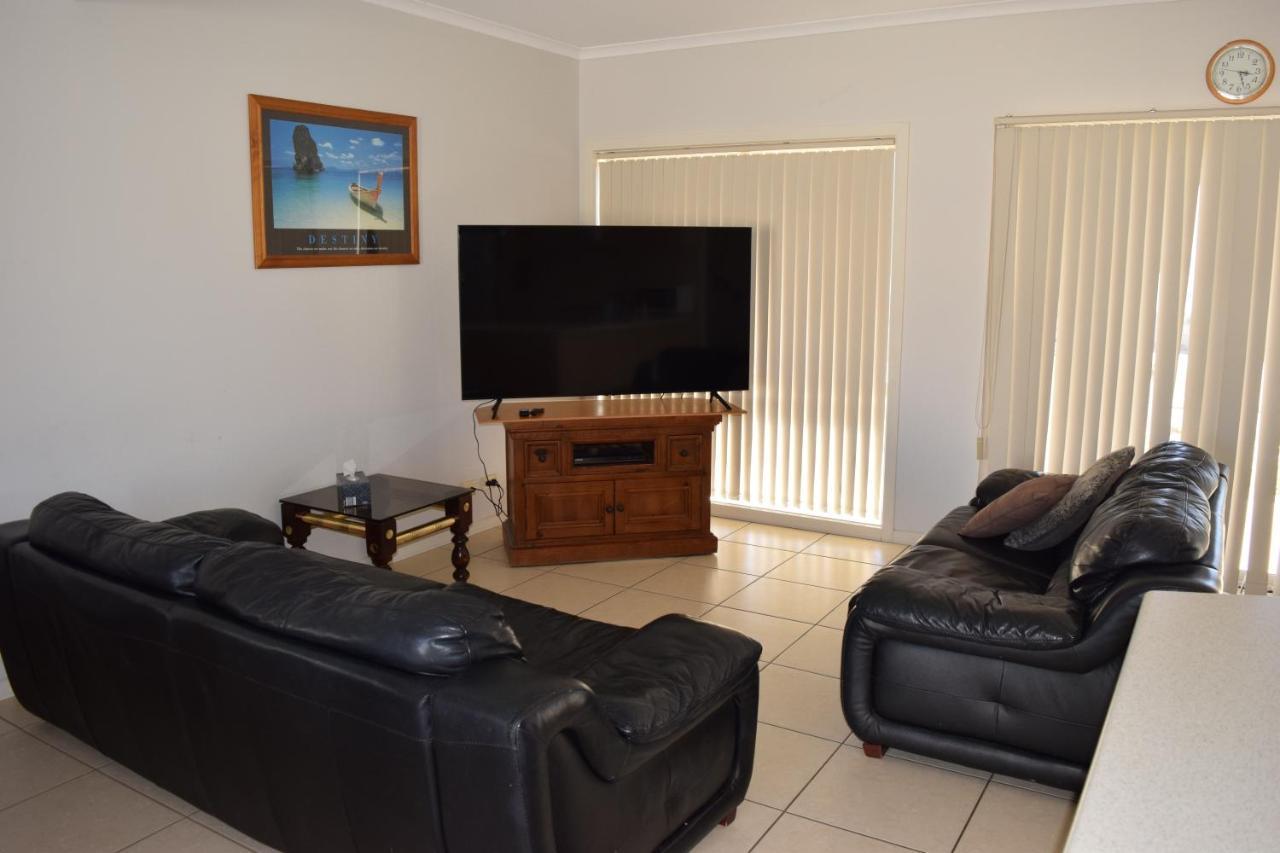 Christies Seahorse Holiday Townhouses Port Noarlunga Bagian luar foto