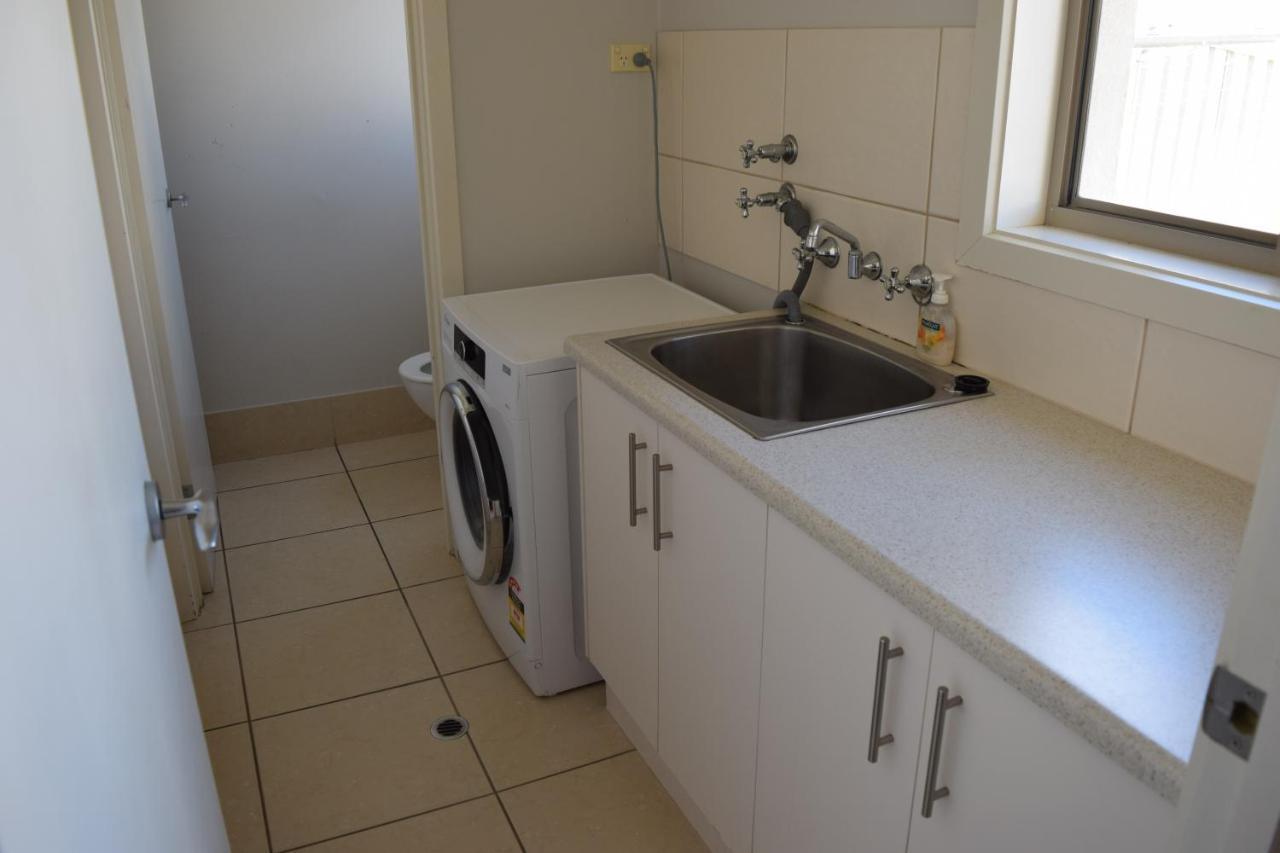 Christies Seahorse Holiday Townhouses Port Noarlunga Bagian luar foto